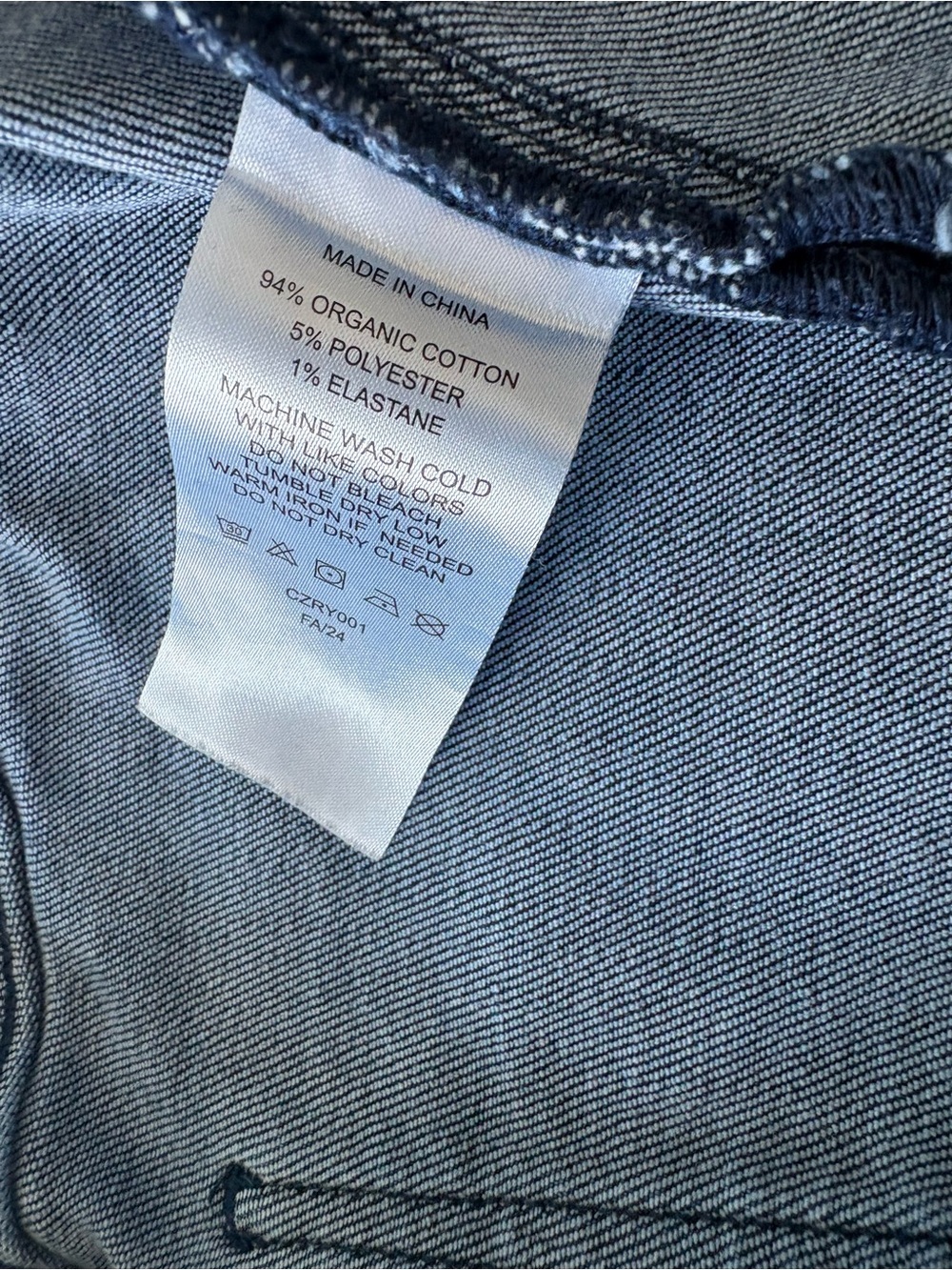 Quince cropped dark rinse denim 29 - Picture 4 of 7